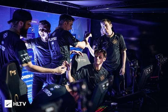 2024年游戏市场分析：主机与PC游戏下滑与游戏时长趋势